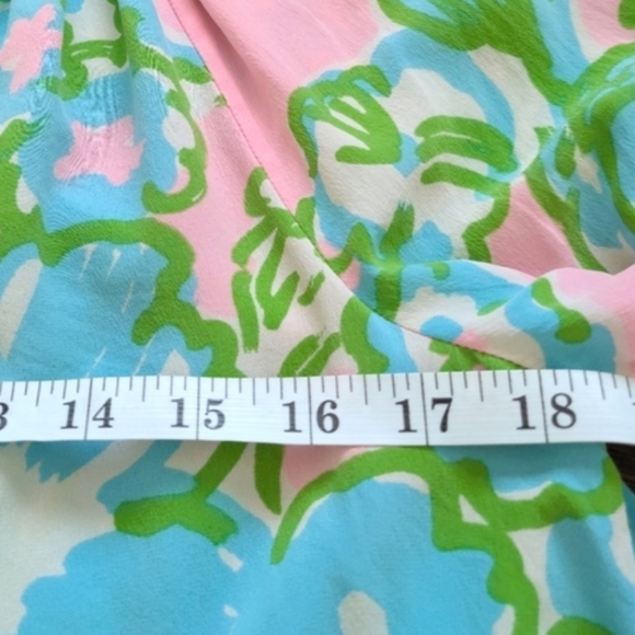 Lilly Pulitzer Silk Green Floral Pink Top Medium - Picture 7 of 9